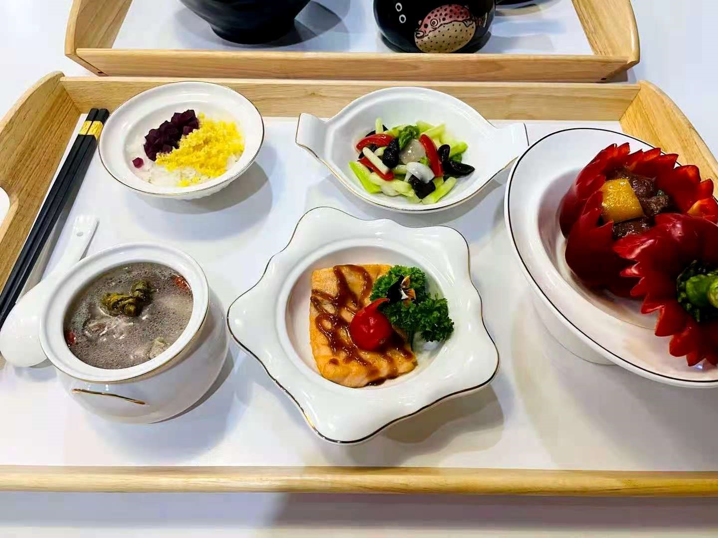 部分月子餐