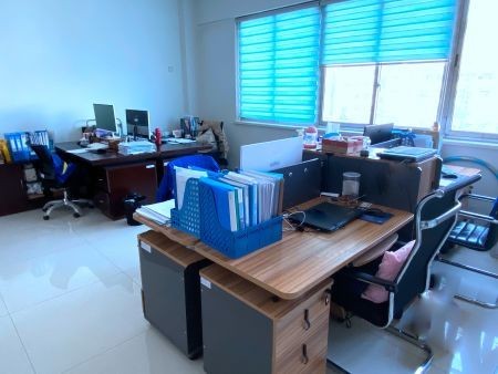 办公环境温馨、舒心、清新