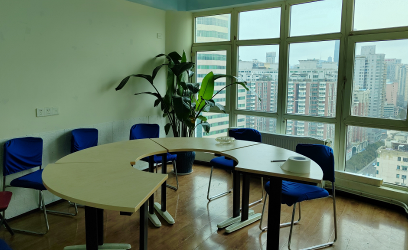 改图为我公司的休息吧，中午休息可在此处用餐、喝茶