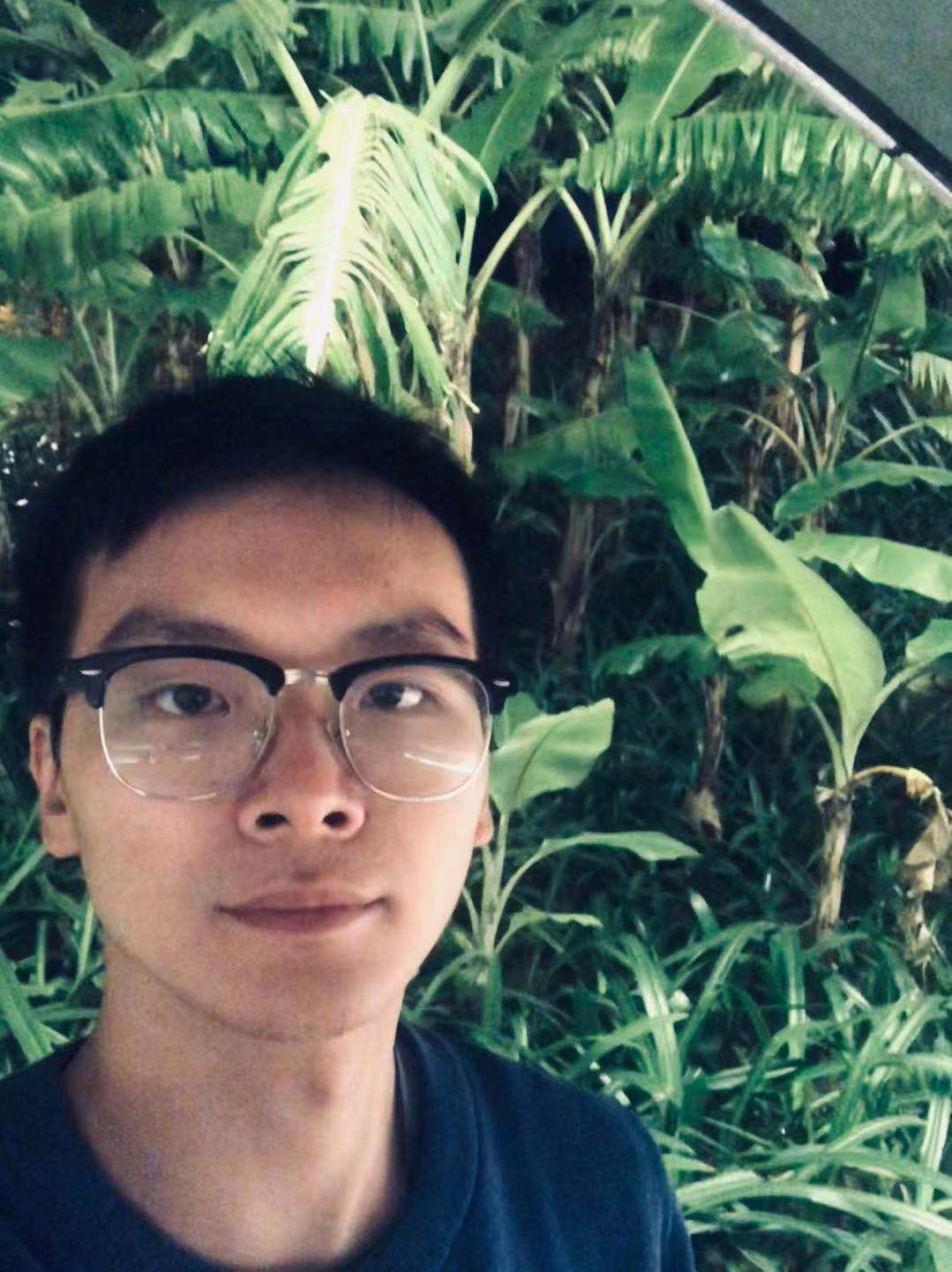 麦先生<span class="p2">2018-12-21</span>照片