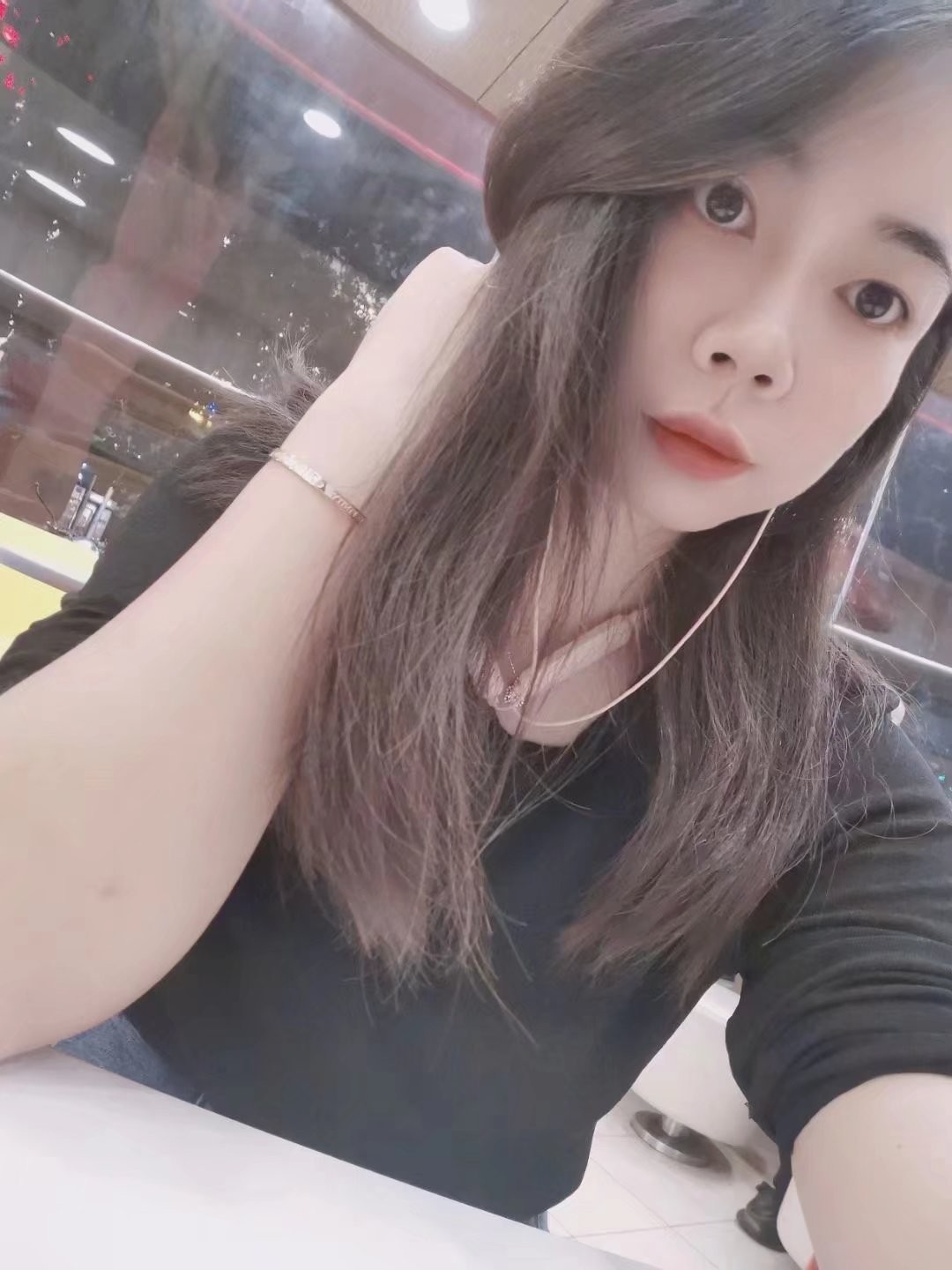 林女士<span class="p2">2023-02-02</span>照片