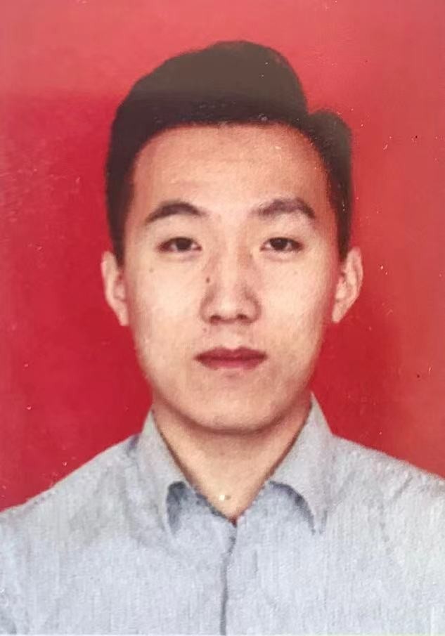 李先生<span class="p2">2023-03-05</span>照片