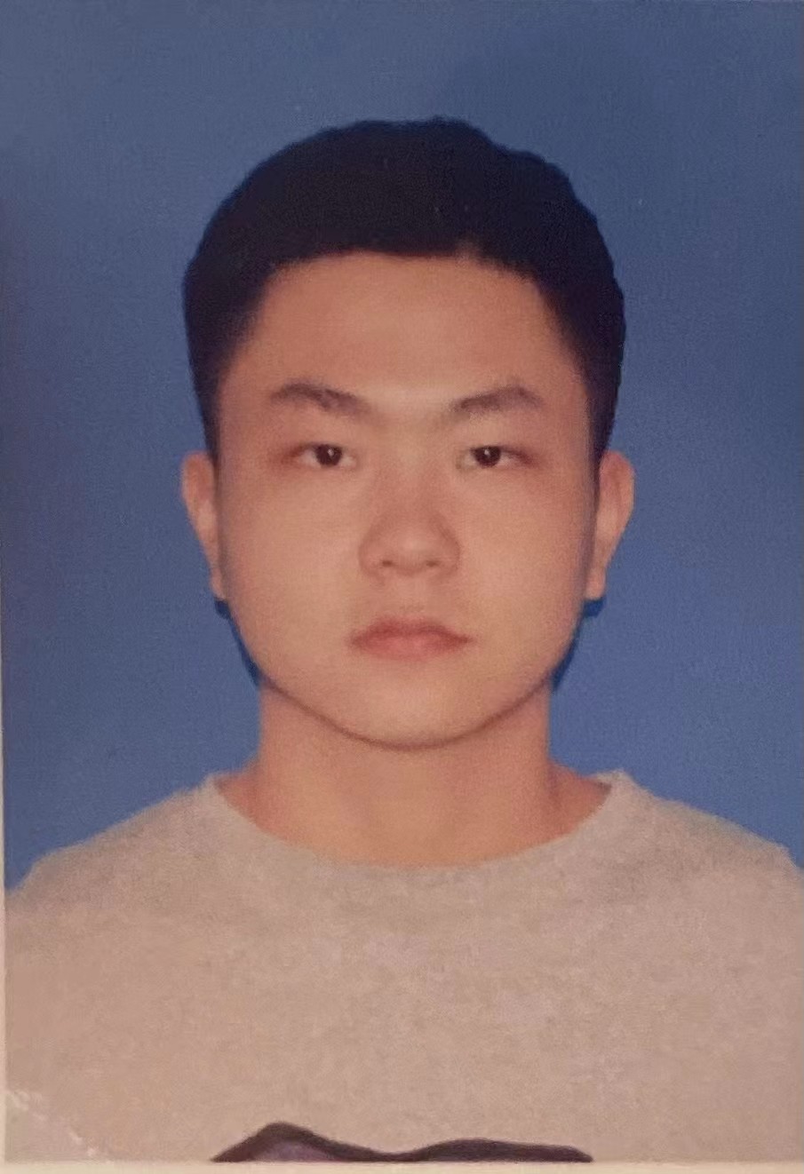 苏先生<span class="p2">2023-05-27</span>照片