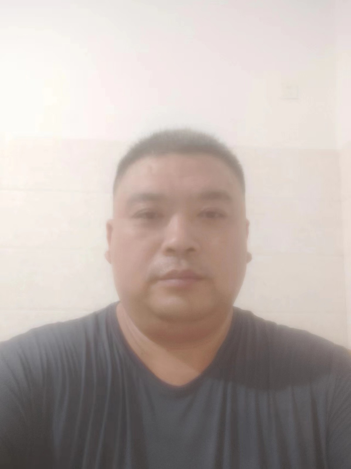 雍先生<span class="p2">2023-07-19</span>照片