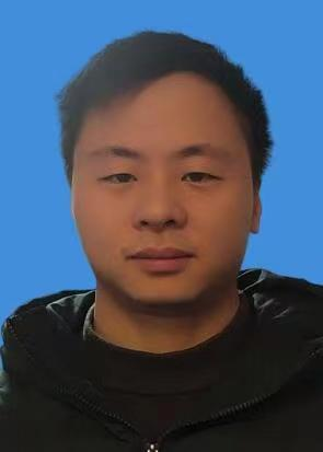 汪先生<span class="p2">2024-10-03</span>照片