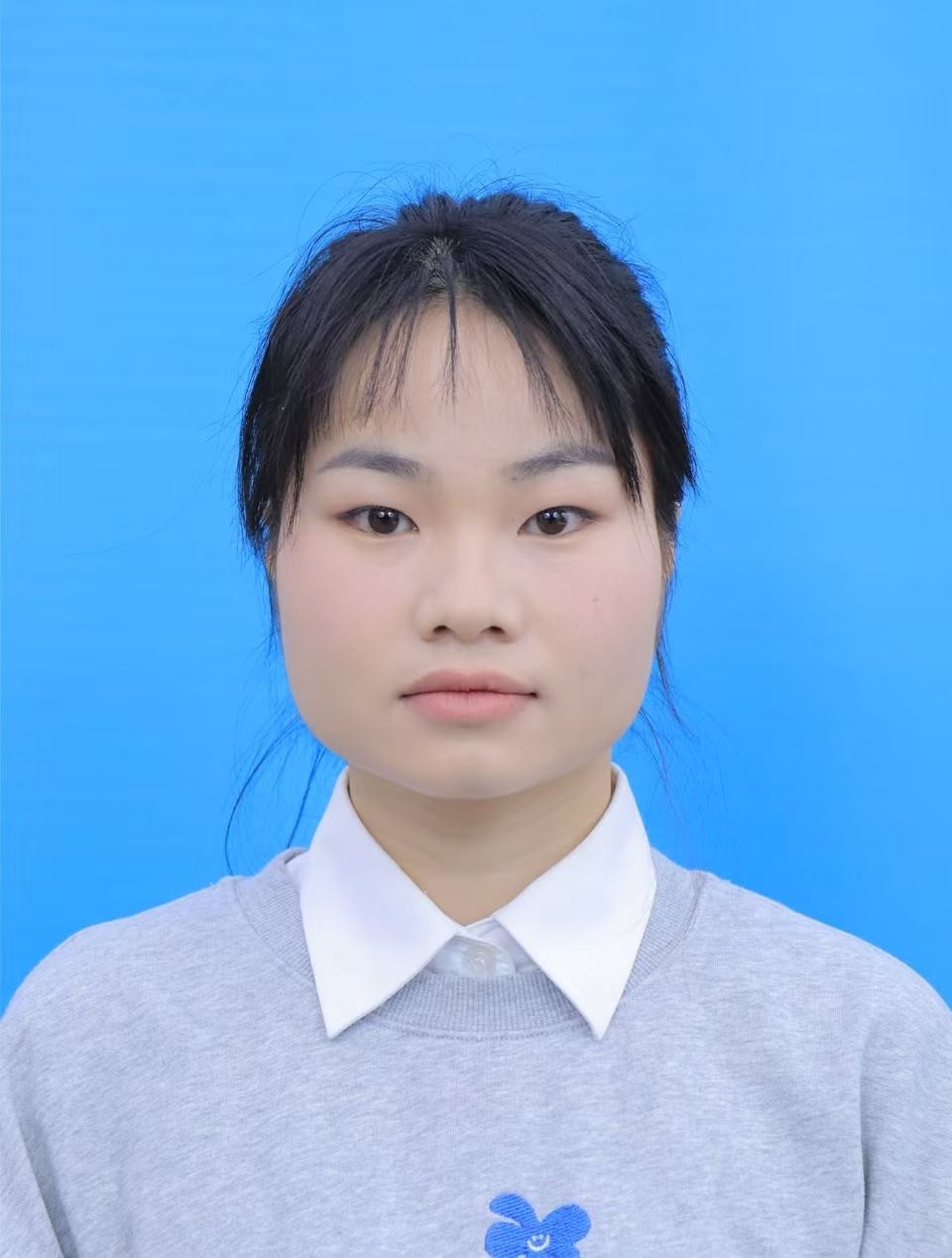 骆女士<span class="p2">2025-05-08</span>照片