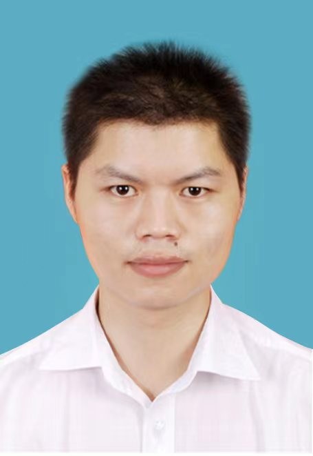 陈先生<span class="p2">2025-06-05</span>照片