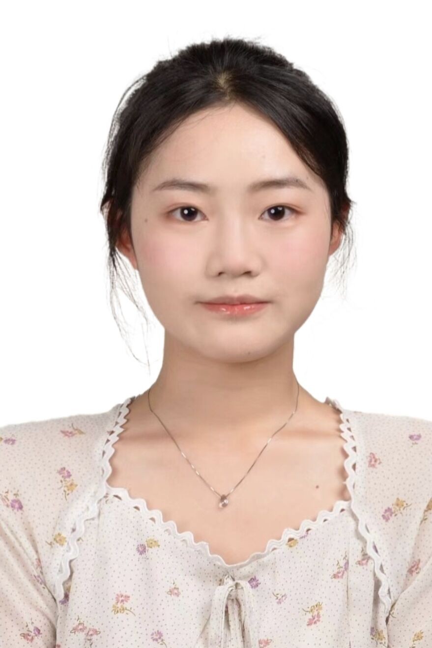 覃女士<span class="p2">2025-09-12</span>照片