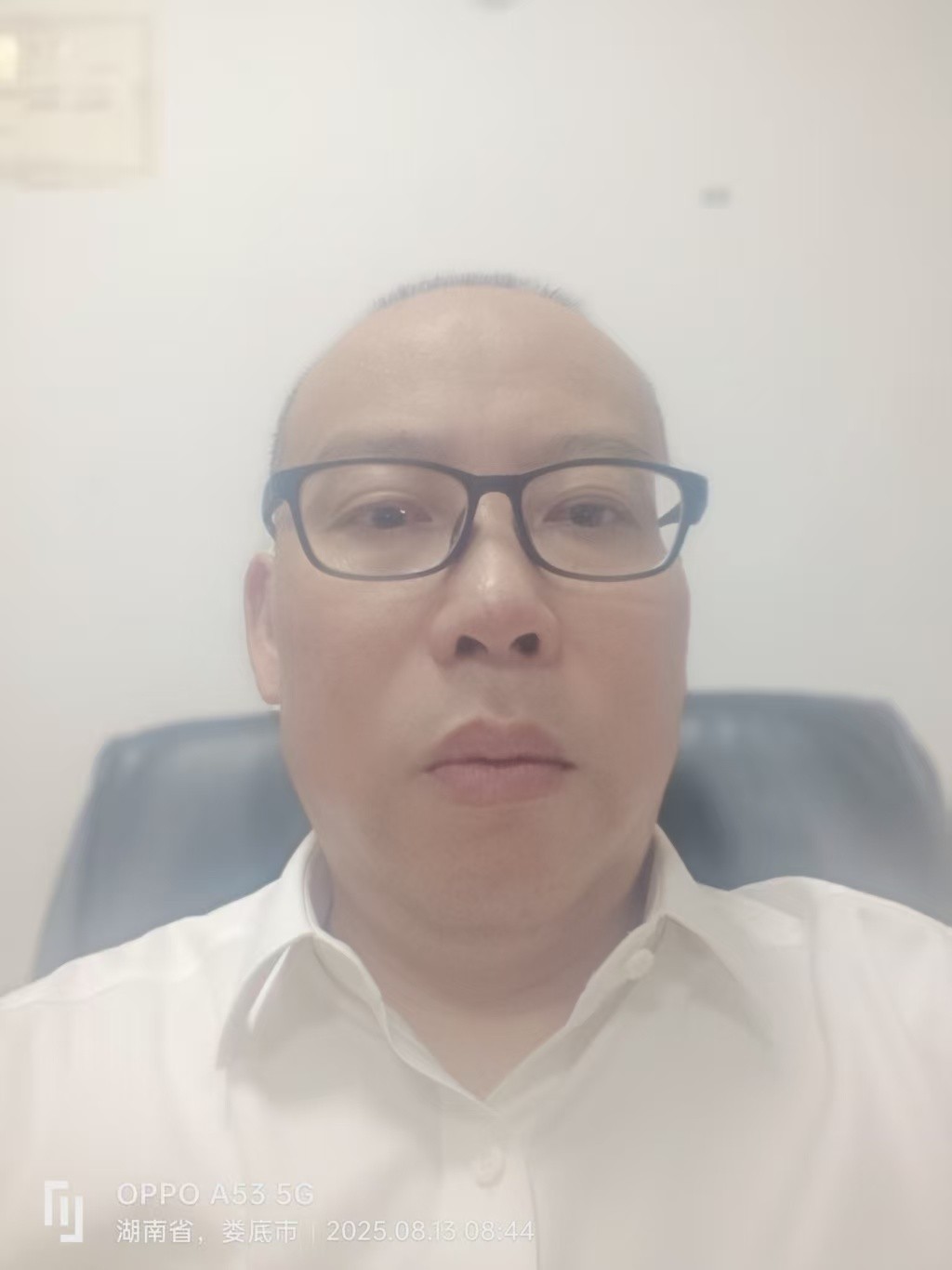 李先生