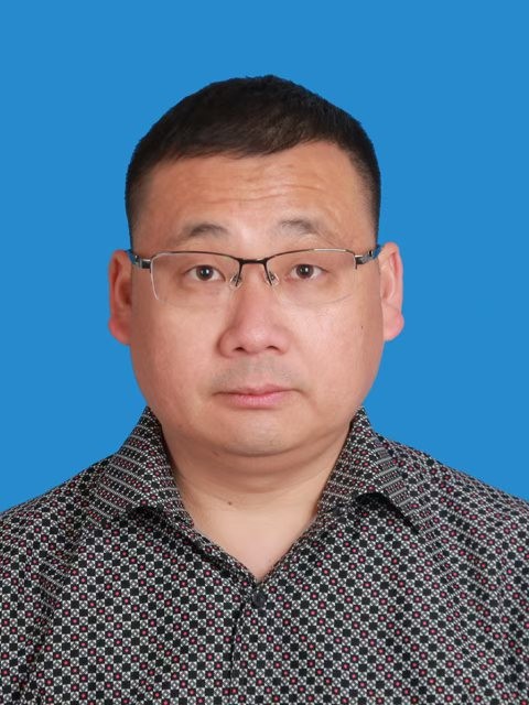 李先生