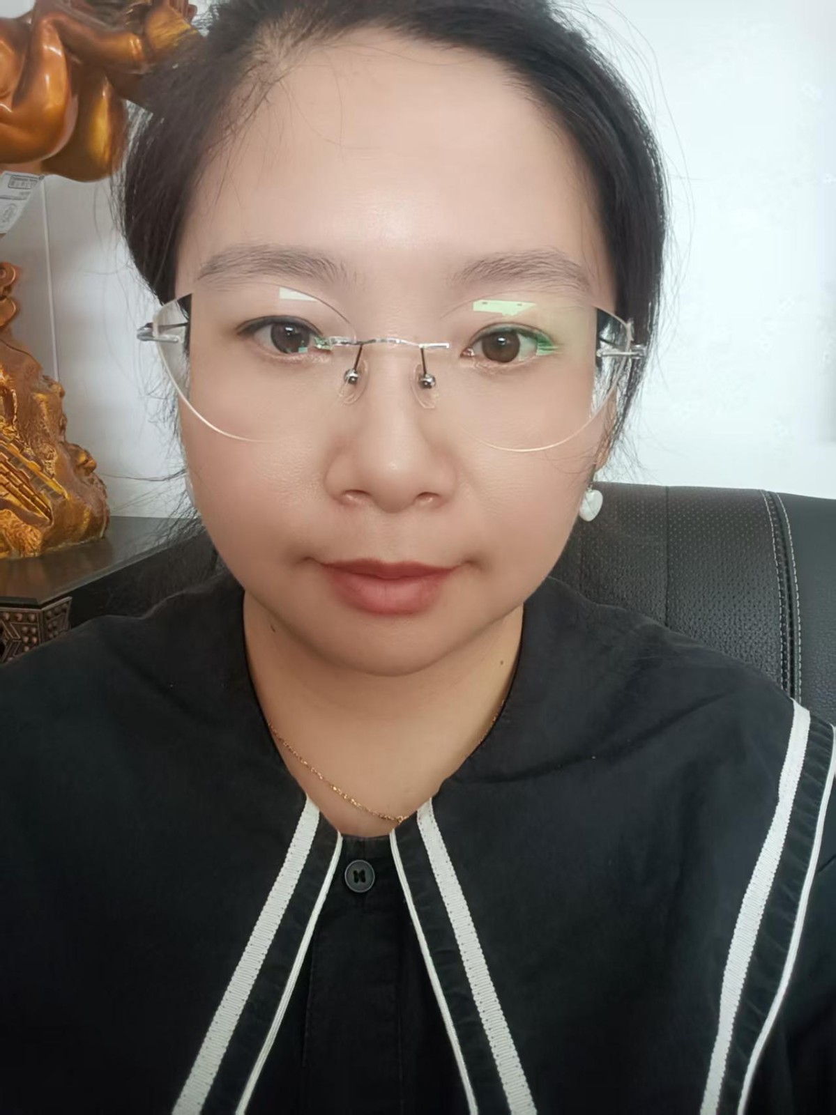 魏女士